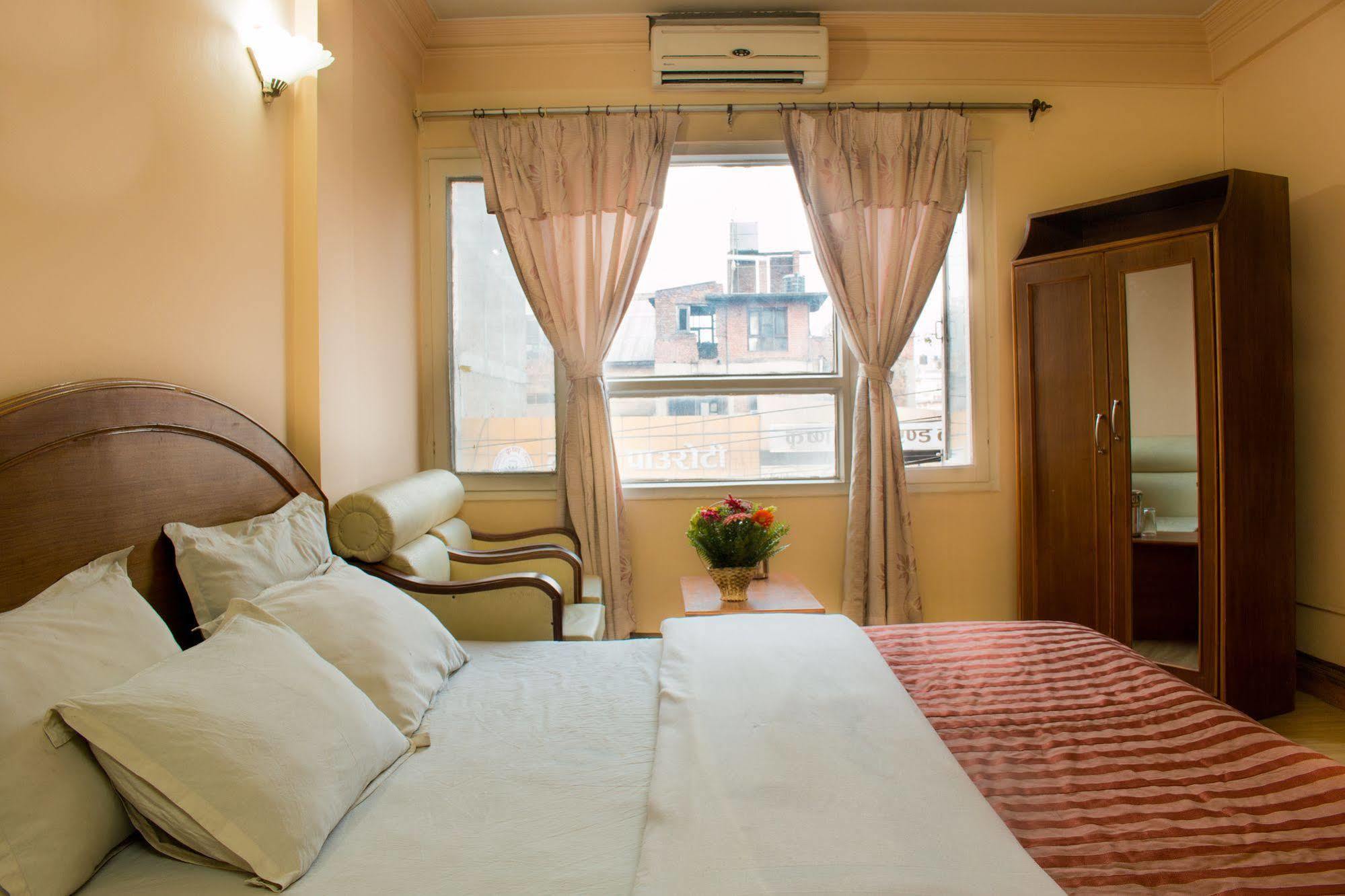 Hotel Kamal Kathmandu Ngoại thất bức ảnh