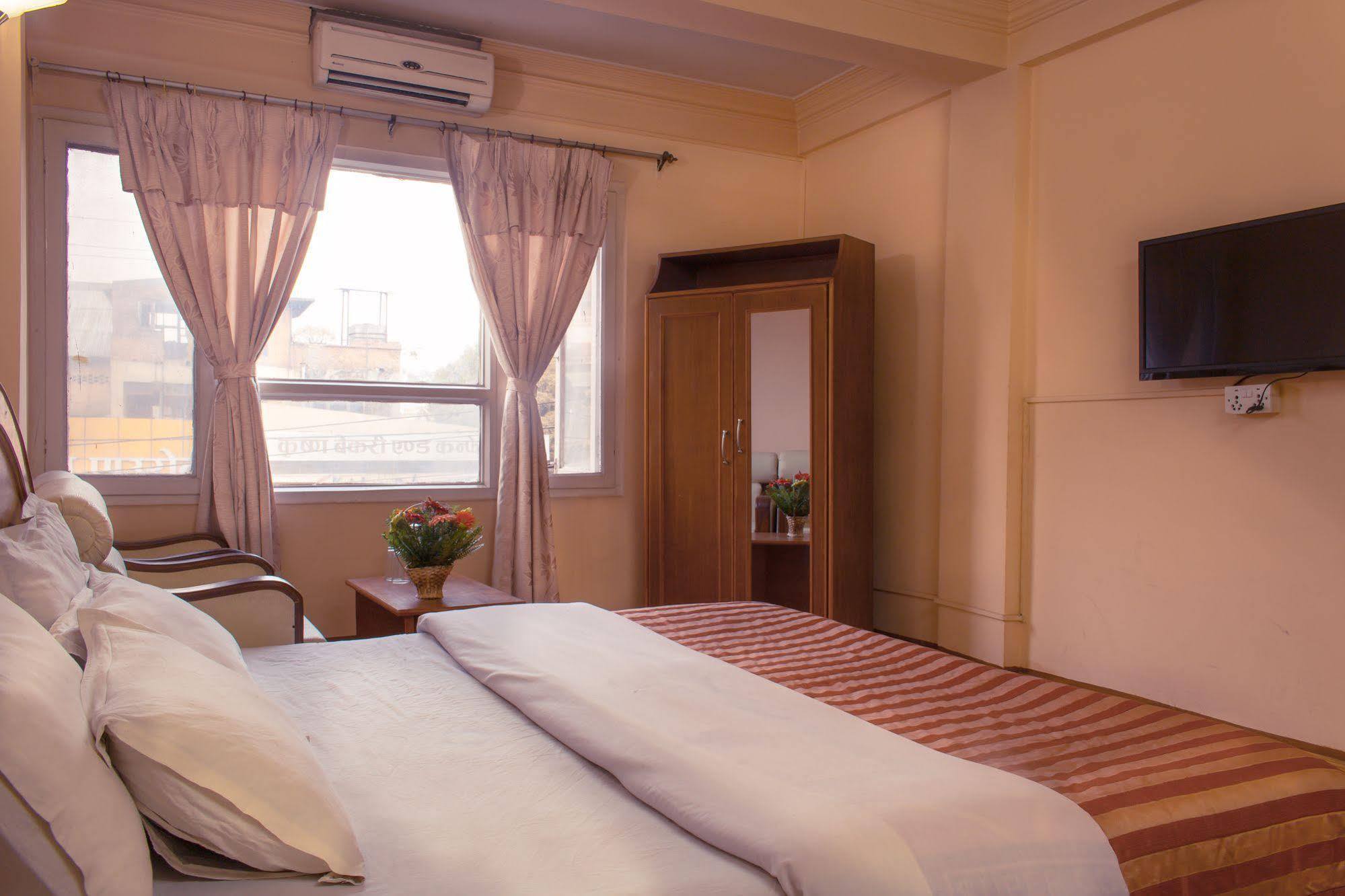 Hotel Kamal Kathmandu Ngoại thất bức ảnh